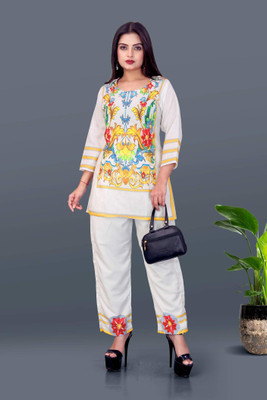 nitya fashion Women Kurti Pant Set