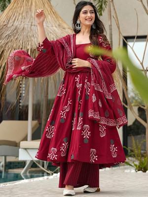 Divastri Women Kurta Palazzo Dupatta Set