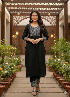 MARIYA COLLECTION Women Kurti Pant Set