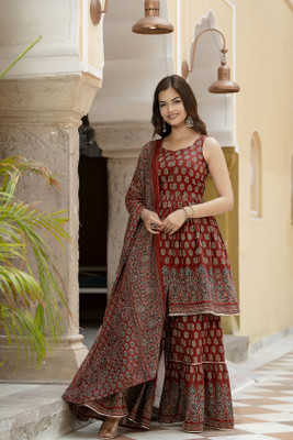 Nayo Women Kurta Pant Dupatta Set