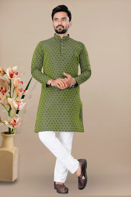 S AND S ENTRTPRISE Men Self Design Straight Kurta(Green)