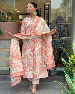 SINGNI Women Kurta Pant Set