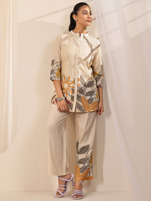 LIBAS Women Kurti Pant Set