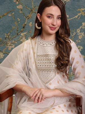 AVANSHEE Women Kurta Pant Dupatta Set