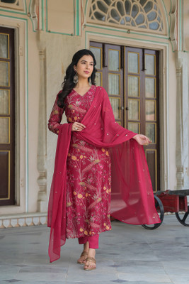 Gosriki Women Kurta Pant Dupatta Set