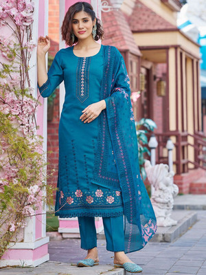 Moda Rapido Women Kurta Pant Dupatta Set