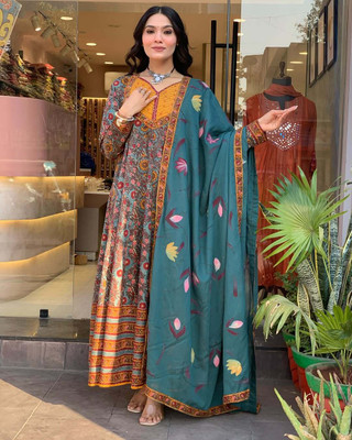 SWAVAASTE Women Kurti Pant Dupatta Set