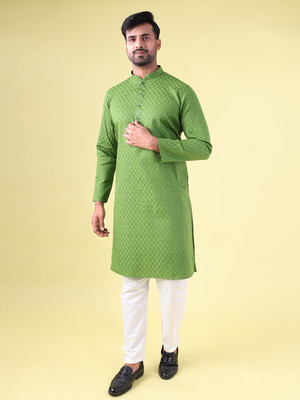Aurik Men Kurta Pyjama Set