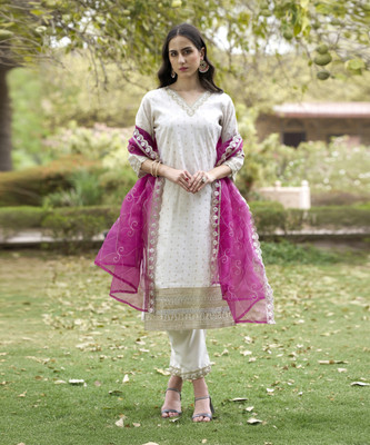 VredeVogel Women Kurta Pant Dupatta Set