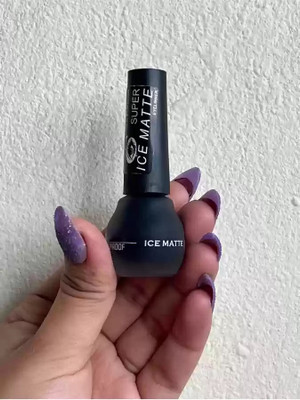 CATERINACHIARA Sweatproof & Smudgeproof Liquid Eyeliner for All-Day Confidence 3.5 ml(black)