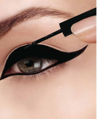 GFSU - GO FOR SOMETHING UNIQUE Liquid Eyeliner Natural Black Finish 10 g(black)