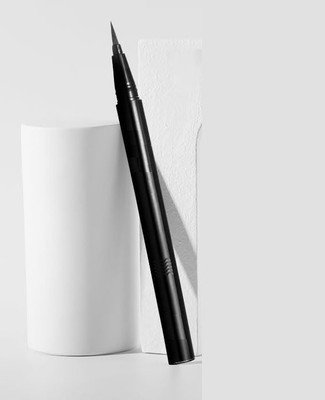 USBK BLACK SKETCH EYELINER FOR BEST EYE LOOK 1.5 g(BLACK)