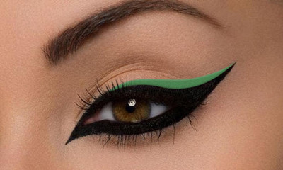 AFARAXIA New and trandy waterproof and long lasting eye liner 3.5 ml(green)