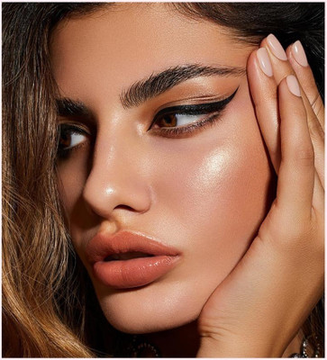 Wonholli Bold Eye Looks, Long-Lasting Matte Finish Eyeliner 7 ml(BLACK)