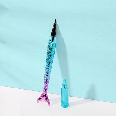 GFSU - GO FOR SOMETHING UNIQUE FISH SHAPE WATERPROOF PEN EYELINER 4 g(BLACK)
