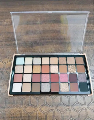 CATERINACHIARA 32 Colors Enticing Beauty Eyeshadow Palette 29 g (Multicolor) 29 g(Multicolor)
