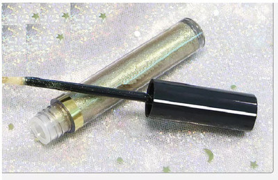 Latixmat Metallic eye make up Liquid shimmer Glitter eyeshadow 5 ml(gold)