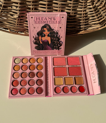 Bajajbeautyshop 3-in-1 Makeup Palette – Eyeshadow, Blush, and Lip Colors | All-in-One Kit 10 ml(Multi)