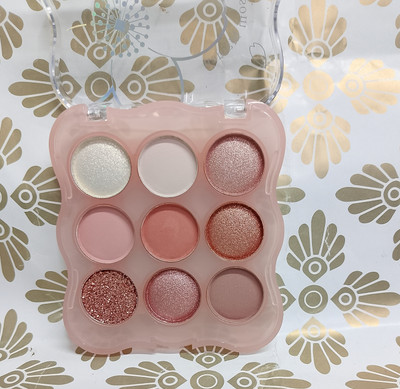 manasona Highly Pigmented Eyeshadow Palette ,Matte&Shimmer Finish, Long Lasting Eyeshadow 13.5 g(Multicolor)