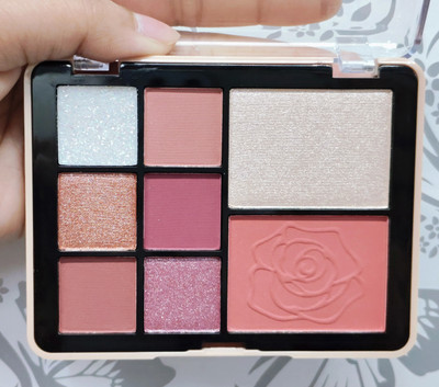 MYEONG High Quality Smudge Proof And Shimmery, Matte And Metallic Finish Eyeshadow 13.5 g(Trending Shads)