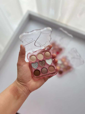 ADJD 9 Pigmented Colors Eyeshadow Palette Long Wear 11 g(Multicolor)