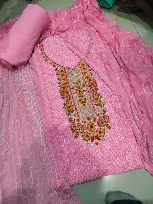 REET MAHAL Georgette Embroidered Salwar Suit Material