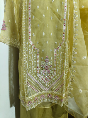 Fab Fashion Studio Chiffon Embroidered Salwar Suit Material