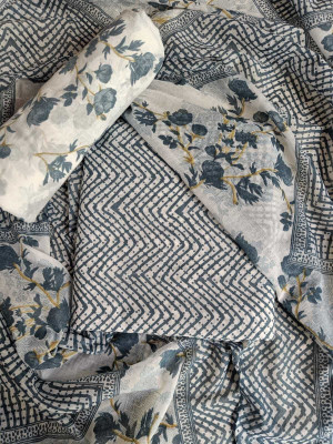 HouseOfCommon Cotton Linen Printed Kurta & Patiyala Material