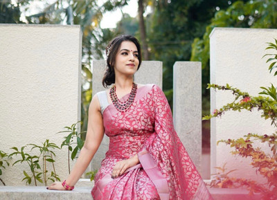ORGANZA Jacquard Self Design Blouse Material