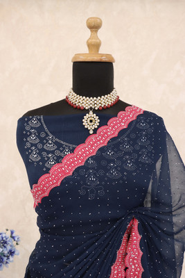 EthnicAura Embellished Blouse Material Organza Saree(Dark Blue)