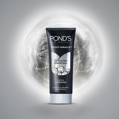 POND's Bright Miracle Detox Facewash with 10X Power of Activated Charcoal Face Wash(200 g)