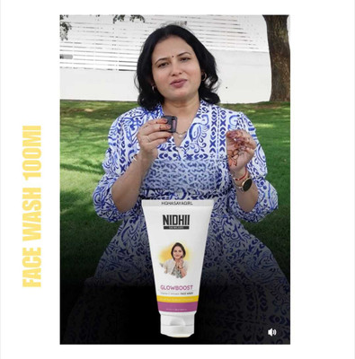 HGHASAYAGIRL NIDHI SKINCARE Glow Boost Vitamin C mm35 Face Wash(100 g)