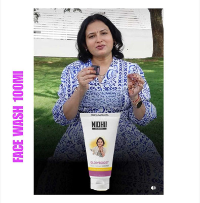 HGHASAYAGIRL NIDHI SKINCARE Glow Boost Vitamin C pp53 Face Wash(100 g)