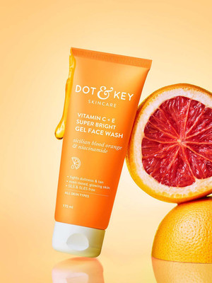 Dot & Key Vitamin C + E Super Bright Gel For Glowing And Brightening Skin |All Skin Type | Face Wash(175 ml) Dot & Key Vitamin C + E Super Bright Gel For Glowing And Brightening Skin |All Skin Type | Face Wash(175 ml)