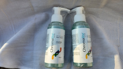 Chromalite FACE WASH 90 ML Face Wash(180 ml)