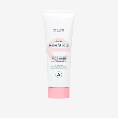 Oriflame ESSENTIALS Glow Essentials  with Vitamins E & B3 Face Wash(125 ml)