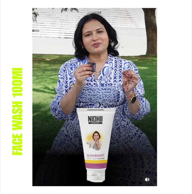 HGHASAYAGIRL NIDHI SKINCARE Glow Boost Vitamin C qq45 Face Wash(100 g)