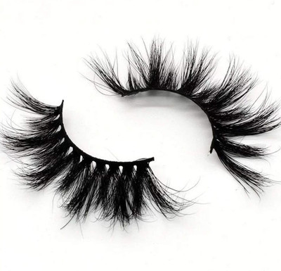 LILLYAMOR Natural Ultra Soft 3D Volume Eyelashes(Pack of 1)