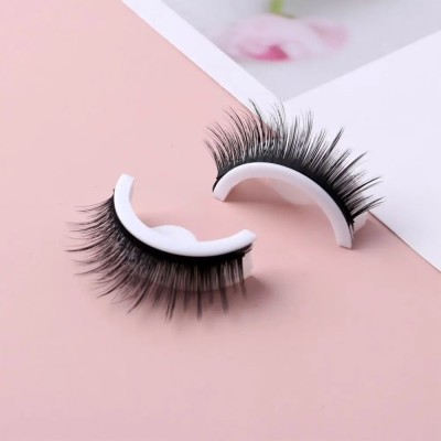 BLUEMERMAID Natural Look Curly Soft Cat Eye Fake Eyelashes(Pack of 1)