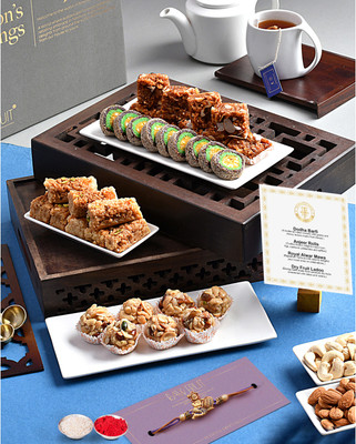 HyperFoods HF-THOT-COMBO4-DbDfMcAc-PRK Paper Gift Box(Multicolor)