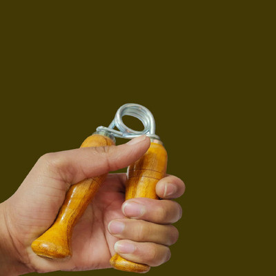 TRUE INDIAN Hand Gripper/Forearm Exercise Griper/Soft Gripper/Finger Gripper/Wrist Exerciser Hand Grip/Fitness Grip(Brown)