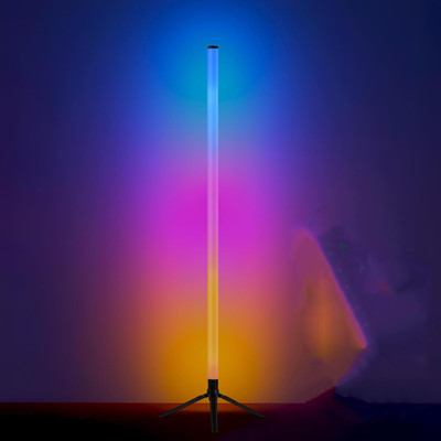 Artica Tripod Floor lamp