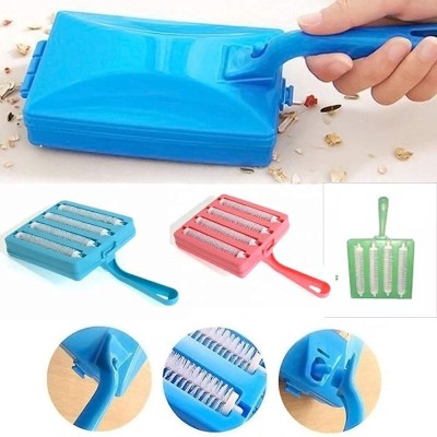 WSEYZ Plastic Handheld Carpet 4 Roller Cleaning Brush with Dust Crumb Collector Fiber Dry Brush(Multicolor)