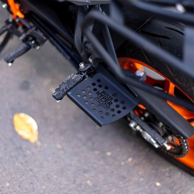 HARISON TRENDS FOOTREST KTM REAR RIGHT SIDE BEST QUALITY Foot Rest(Black)