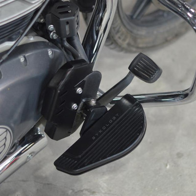 ROYALKING HUB ME Foot Rest(Black)