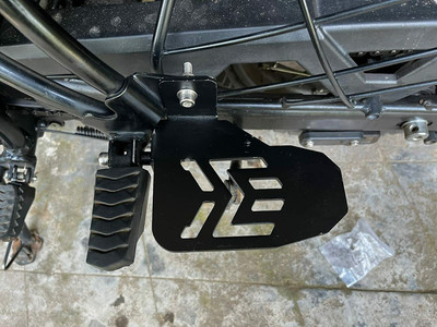 MILACHIN Himalayan Bs3 Bs4 Bs6 and Scram Footrest (black) Foot Rest(Black)