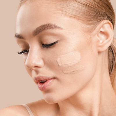 Emijun Pore Oil-Control Full Coverage Matte finish  Foundation(HONEY BEIGE, 45 ml)