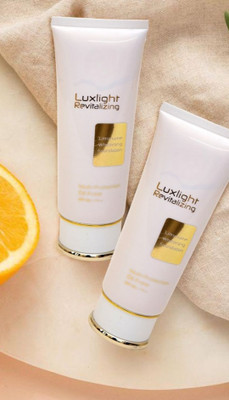 DARVING Smooth Application Super Coverage SPF30 Liquid  Foundation(almond, 50 g)