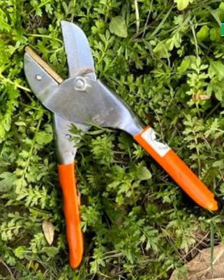 Unique Collection Hub gardening pruner Garden Tool Kit(1 Tools)