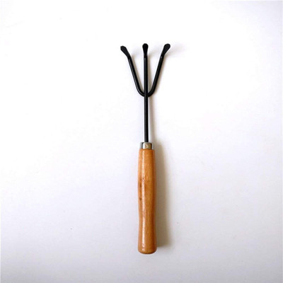 IAGT New25-OB_0474_hand_cultivator_Q2-11-11 Garden Tool Kit(1 Tools)